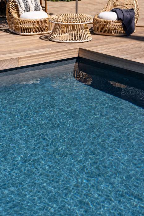 Aquasense | Black Slate