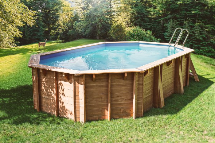 Fa szerkezetű medence szett | 535 x 356 x 117 ovális (sokszög) Canelle 2    